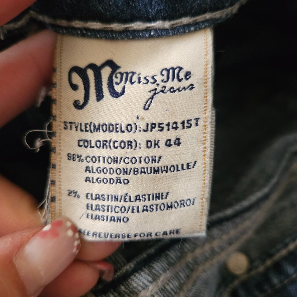 Miss Me Straight Jeans 27x33 - Picture 5 of 8